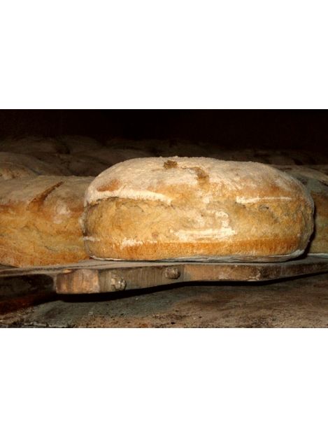 Chleb pszenno-żytni z łopaty